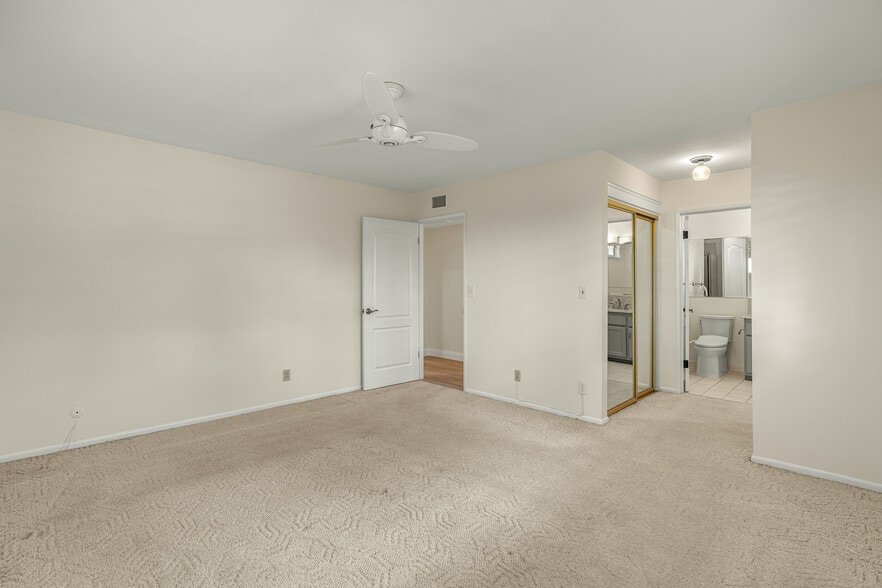 Building Photo - 817 Malone Dr