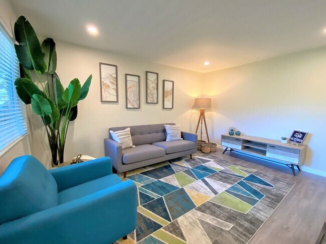 Building Photo - The Alterra: Beautiful One-Bedroom Apartments in the Heart of Downtown Walnut Creek