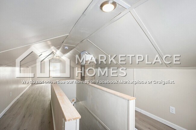 Building Photo - 8212 Timken Ave