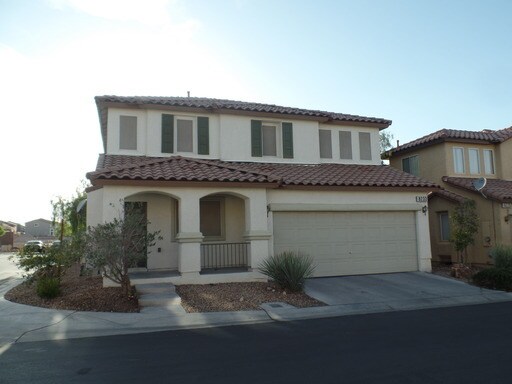 Building Photo - Adorable 2 Story Home!