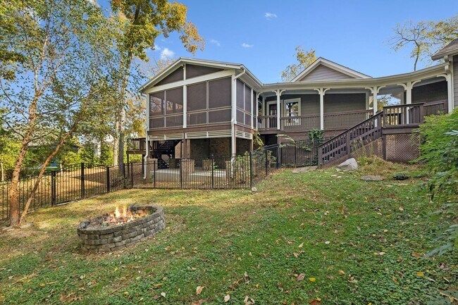 Building Photo - FULLY FURNISHED ISLAND HOME ON OLD HICKORY...
