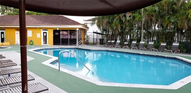 Building Photo - 9603 SW 138th Ave