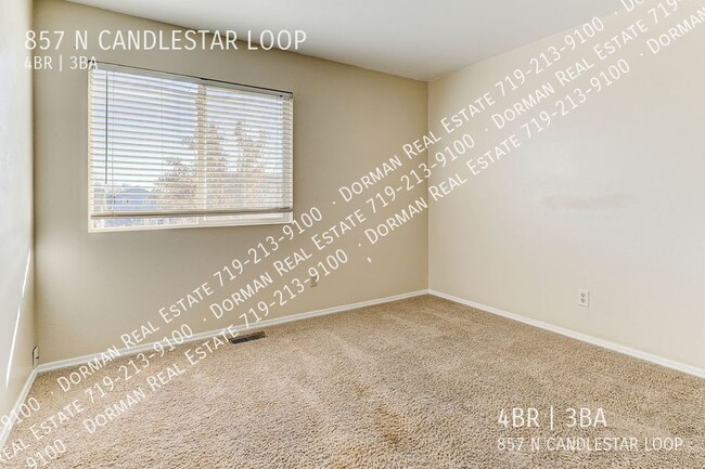 Building Photo - 857 Candlestar Loop N