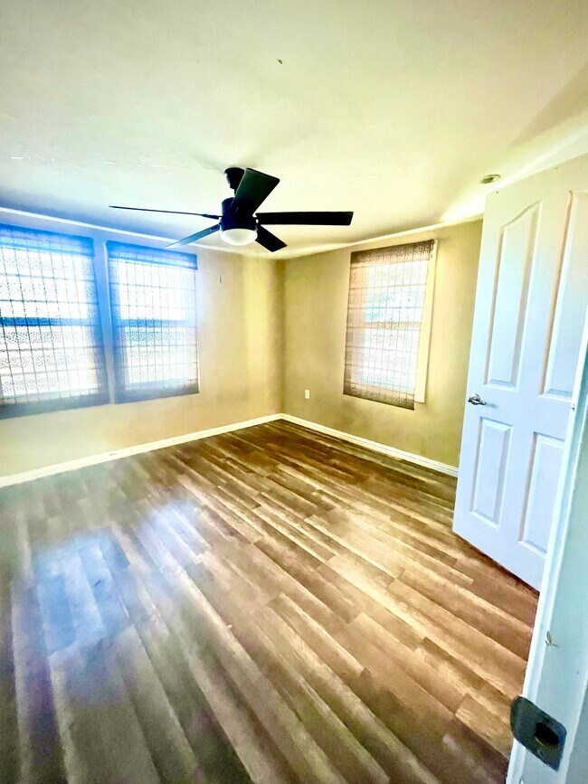 Building Photo - 48823 100th St E