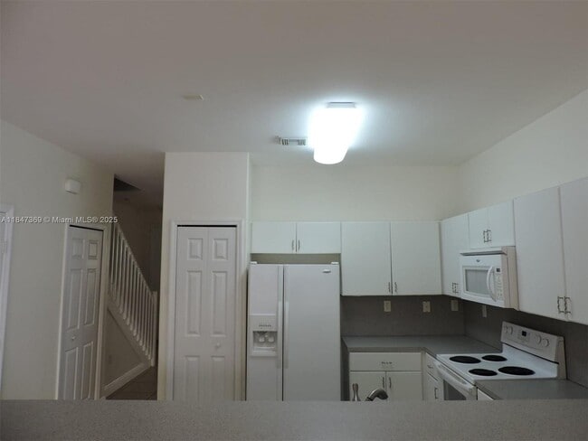 Building Photo - 15289 SW 89th Terrace
