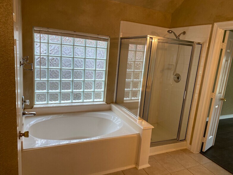 Building Photo - 19314 Colony Trail Ln