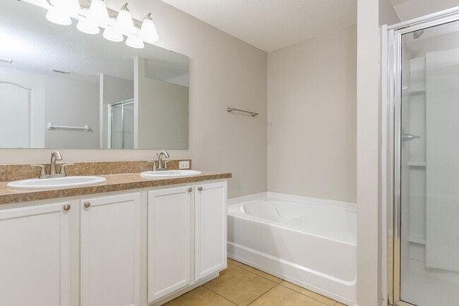 Building Photo - 4911 Windbourne Way