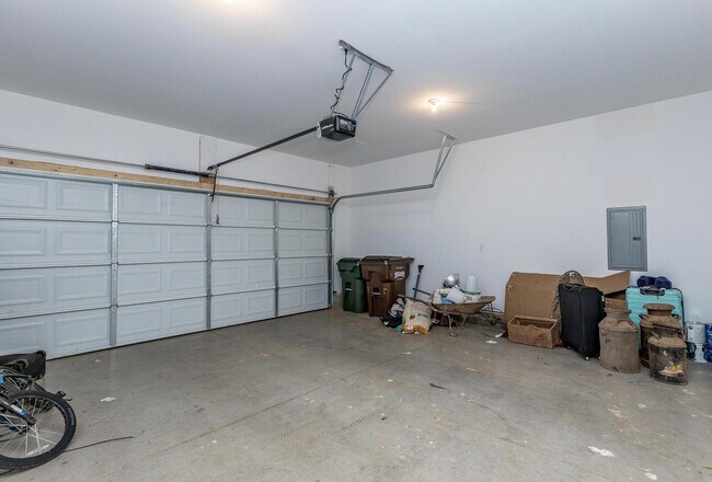 Building Photo - 144 McCowans Ferry Alley