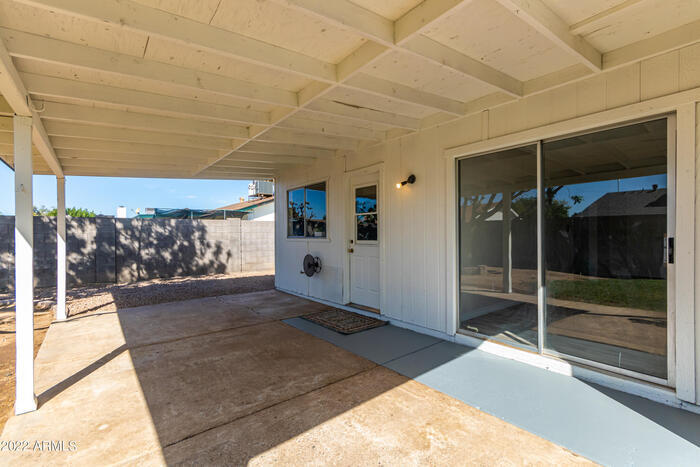 Building Photo - 8533 W Golden Ln