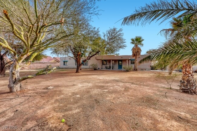 Building Photo - 1224 Sur Este Ave