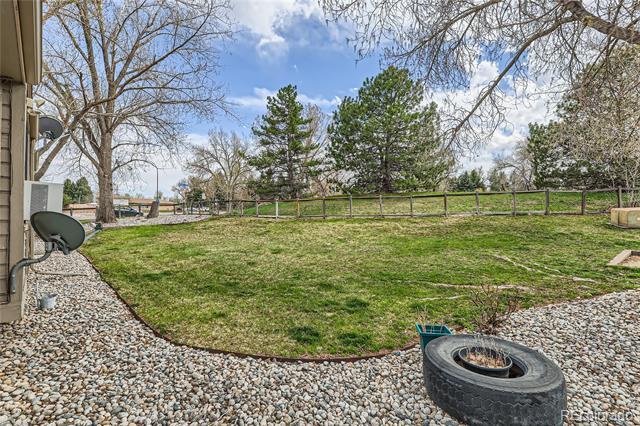 Building Photo - 10212 W 80th Dr