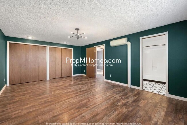 Building Photo - Updated Two Bedroom Home in Lafayette!