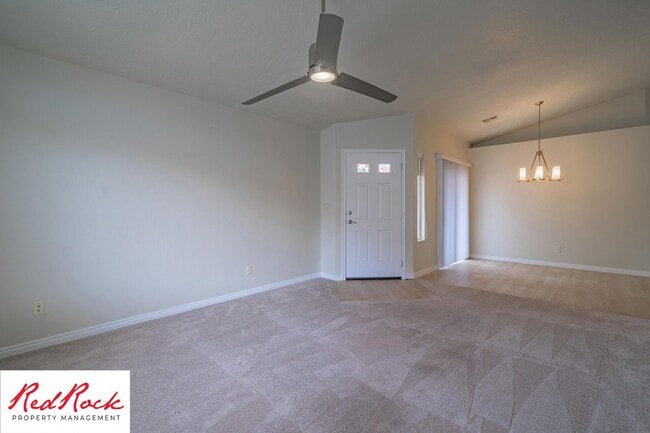 Building Photo - 3 Bedroom Home in Hurricane with Community Pool