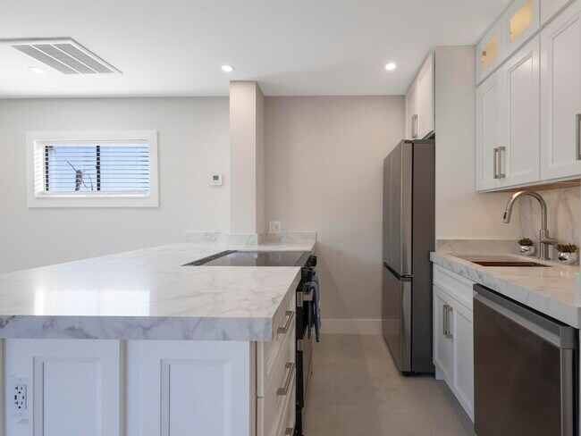 Building Photo - 7 Crossings Cir