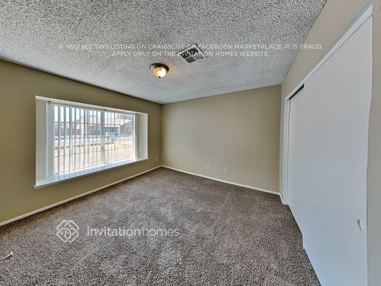 Building Photo - 8820 W Coolidge St