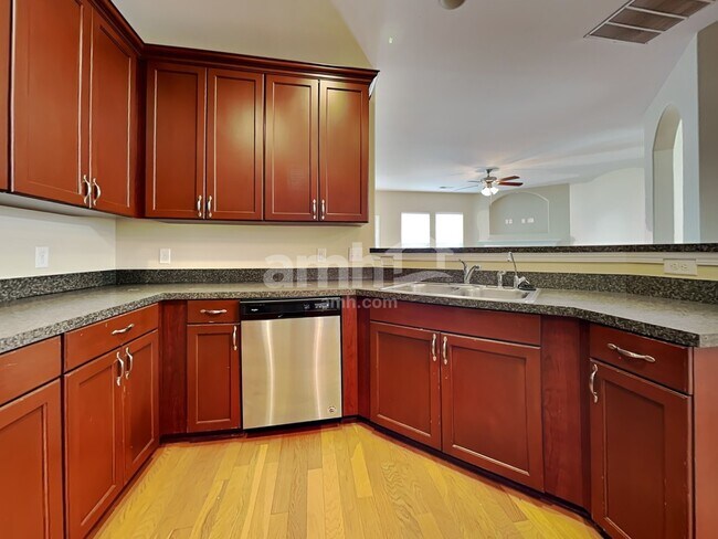 Building Photo - 45 Chey Hill Ln