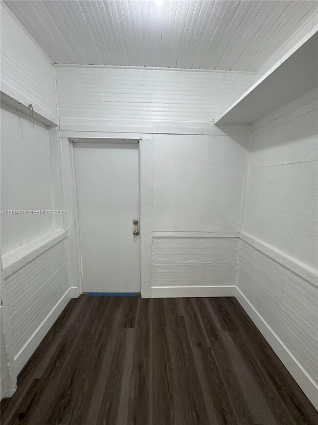 Building Photo - 1545 NW 1st St