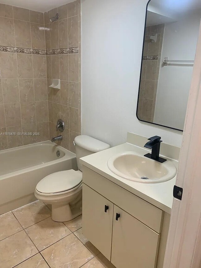 Building Photo - 13849 SW 275th Terrace