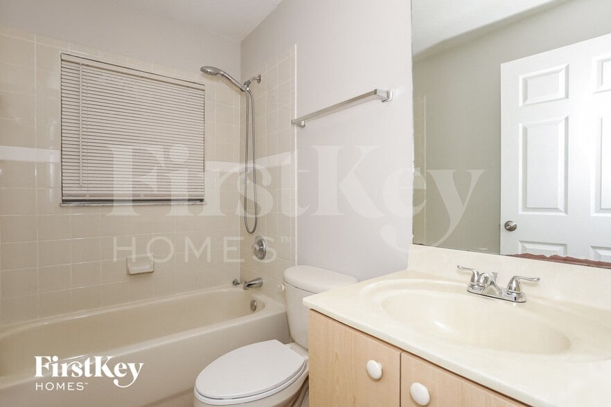 Building Photo - 1508 SE 20th Pl