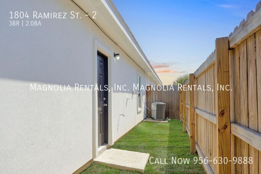 Building Photo - 1804 Ramirez St