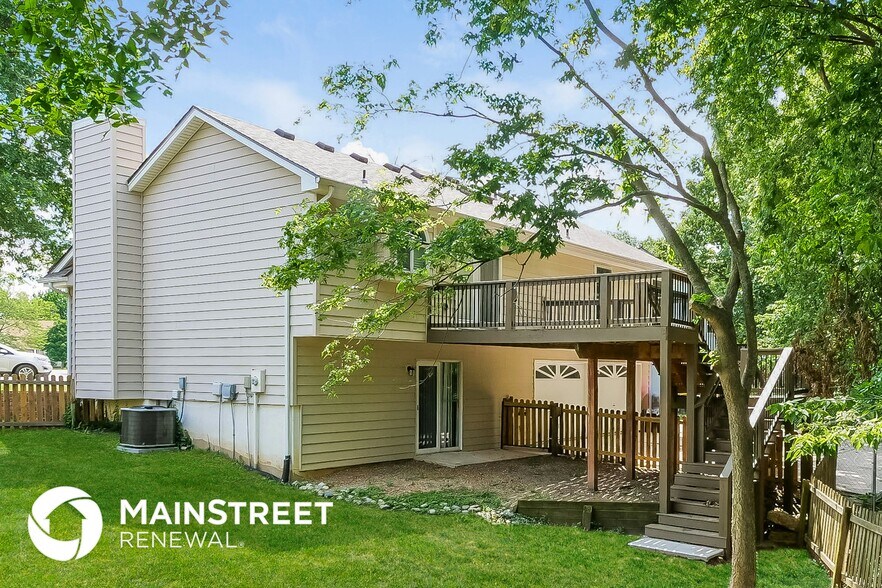 Building Photo - 1500 NE Whitestone Dr