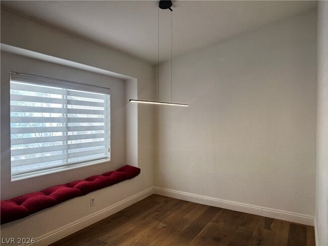 Building Photo - 956 Puerta Del Sol Dr