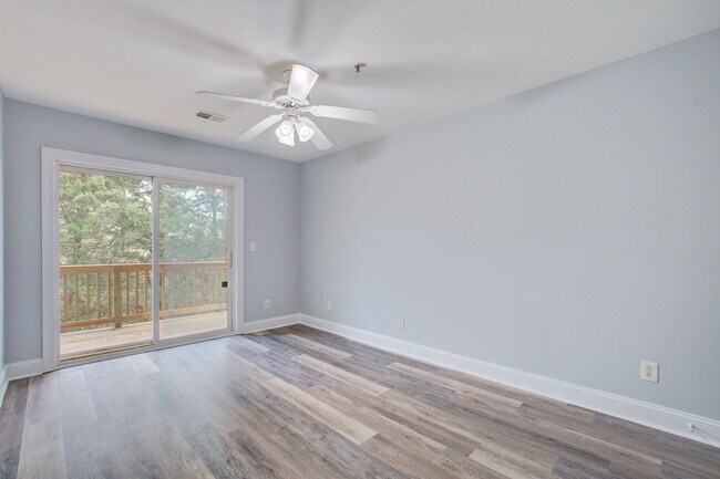 Building Photo - 4902 Lake Palmetto Ln