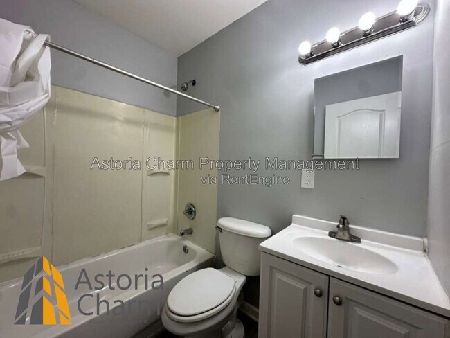 Building Photo - 614 Linnard St