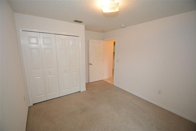 Building Photo - 15 Buttonwood Ln