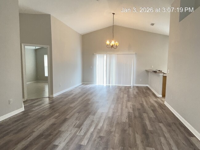 Building Photo - 1911 Colonial Woods Blvd