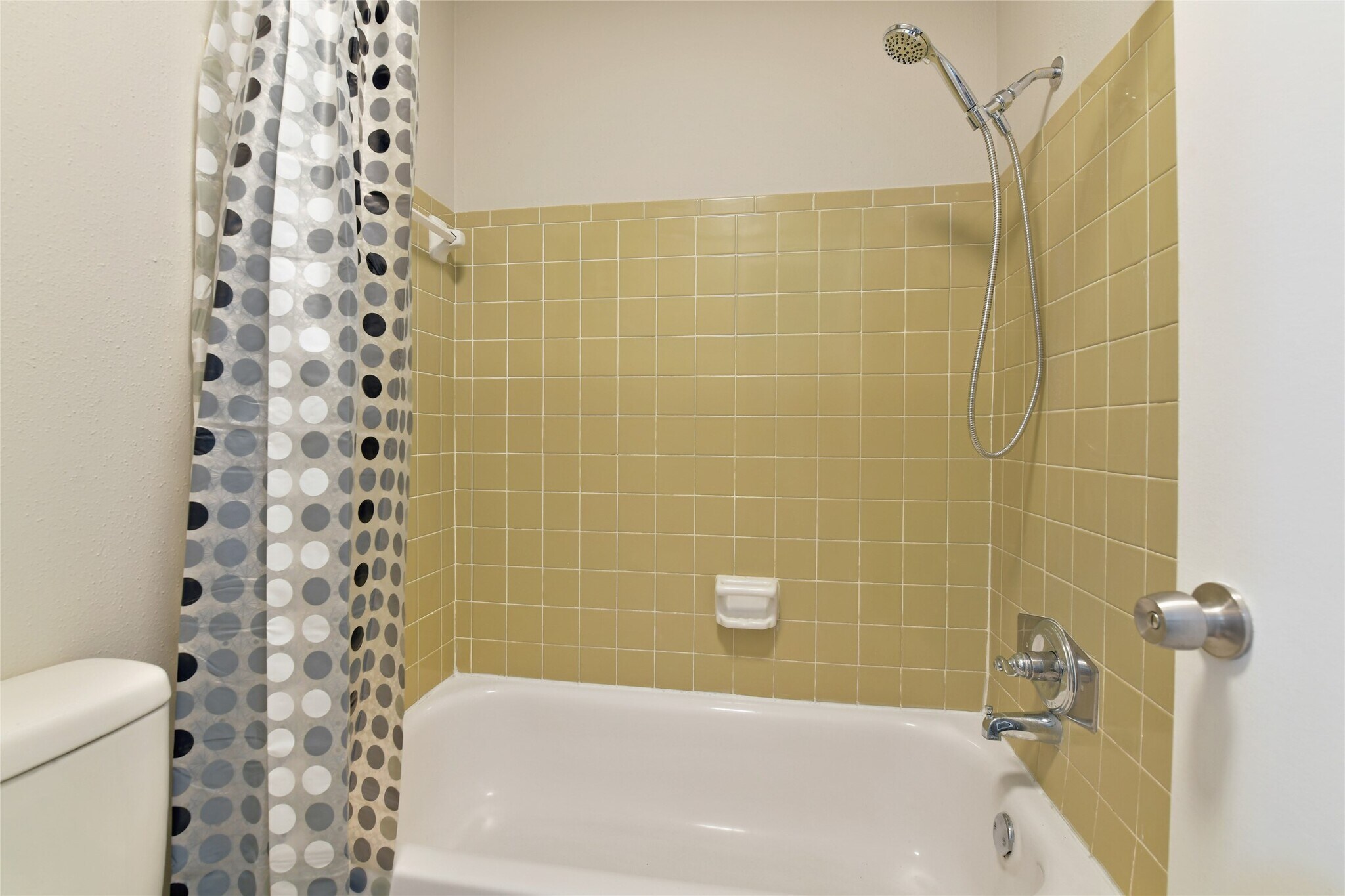 Building Photo - 4500 Sherwood Ln