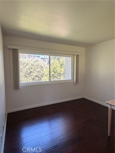 Building Photo - 77 Cottonwood Cir
