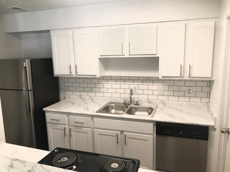 The Villas of East Cobb Apartments Marietta, GA Apartment Finder