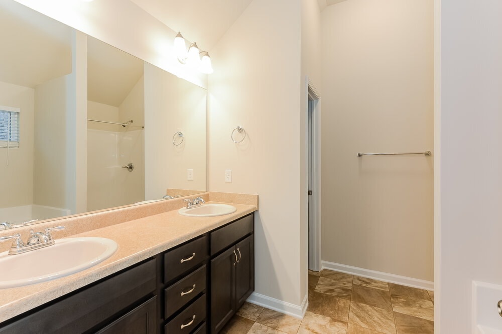 Building Photo - 180 Addy Ln