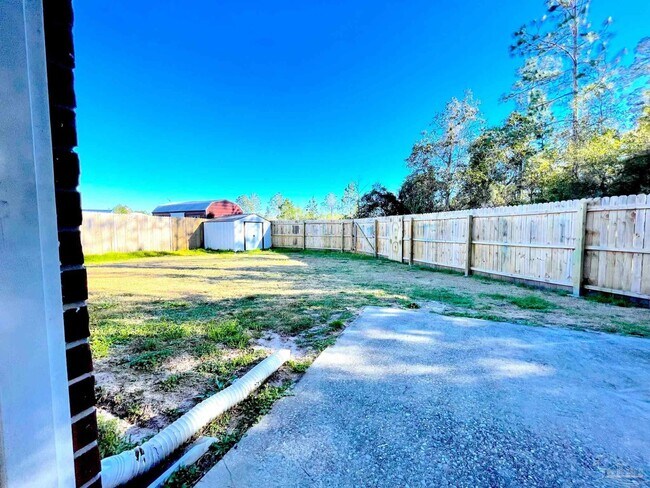 Building Photo - 6007 Meursalt Rd