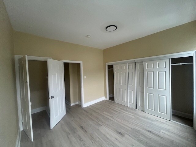 Building Photo - 1030A Elm St