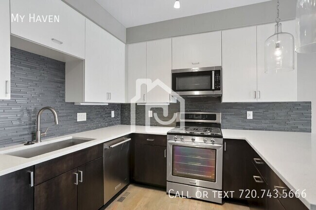 Building Photo - 2735 W 21st Ave