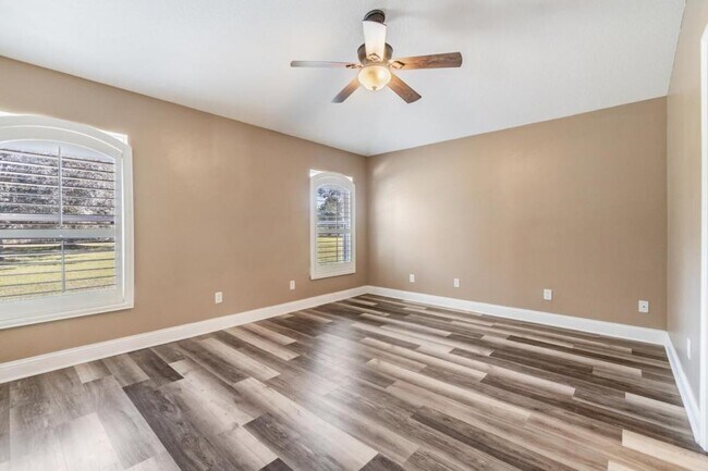 Building Photo - 10050 Landport Way