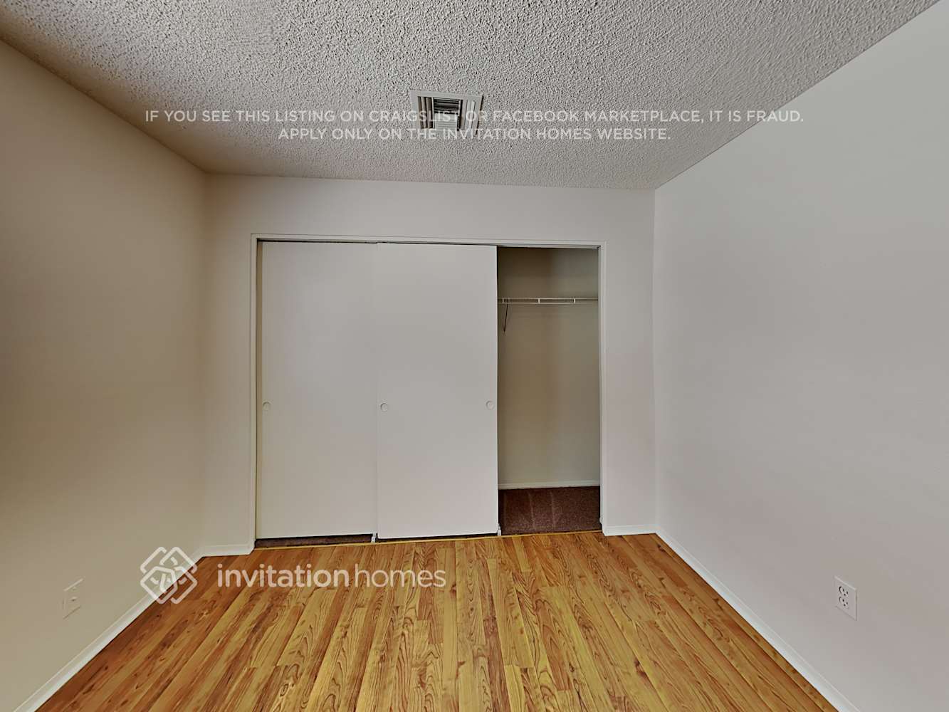 Building Photo - 501 N Red Rock St