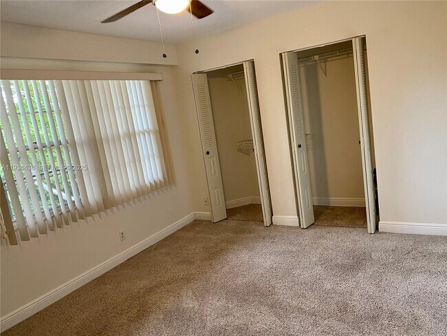 Building Photo - 12850 SW 4th Ct