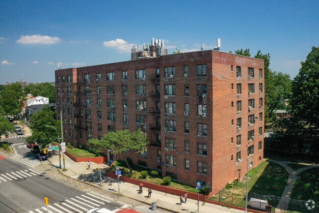 Building Photo - 109-15-109-25 Merrick Blvd