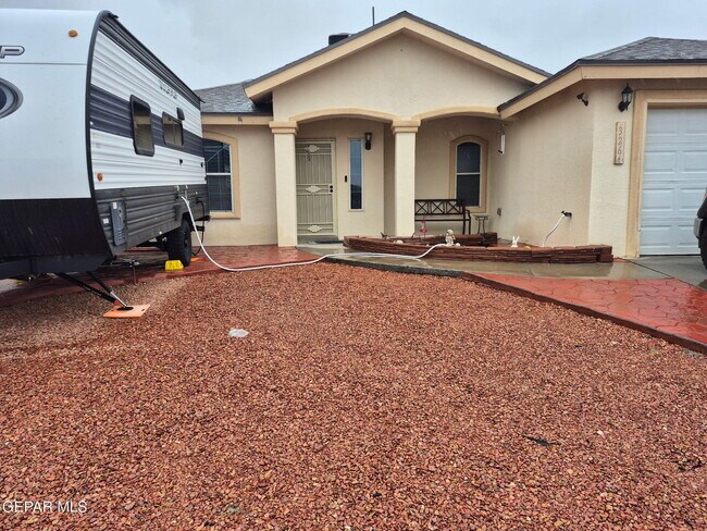 Building Photo - 3264 Tierra Mision Dr