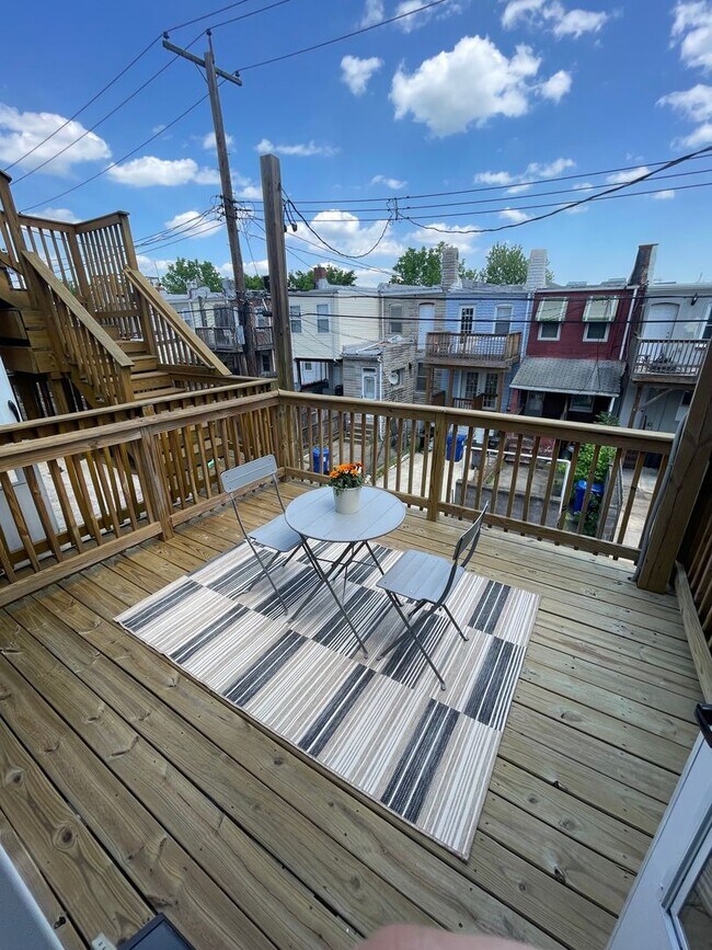 Building Photo - Recently Renovated 3 Bed / 3.5 Bath Luxury Home Near Patterson Park with Parking!