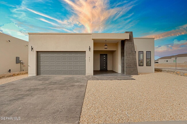 Primary Photo - 921 Ada Ln