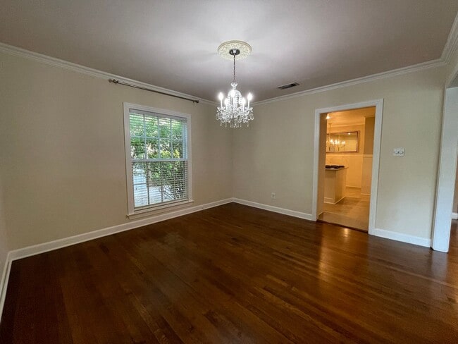 Building Photo - COMING SOON --3 BEDROOM 2 BATH HOME IN TCU AREA