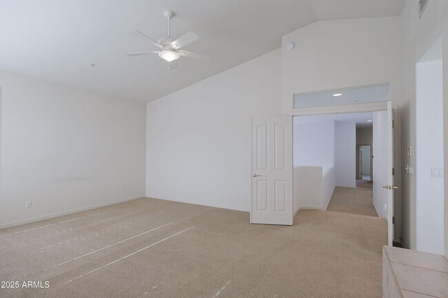 Building Photo - 8100 E Camelback Rd