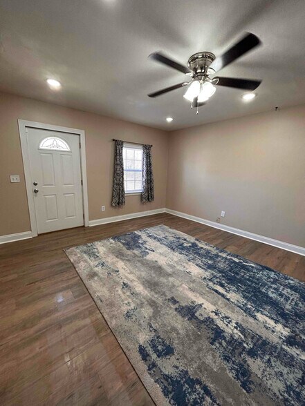 Building Photo - 632 Bellwood Rd