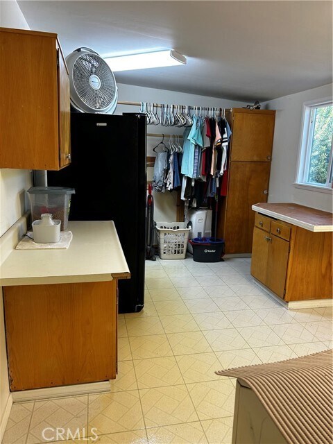 Building Photo - 26290 Burlington Way