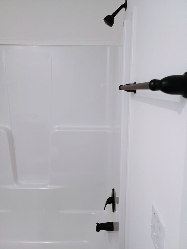 Building Photo - New Build 3 bedroom 2 bath