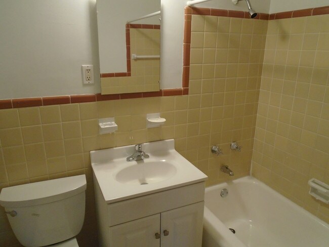 Building Photo - Boyce Properties